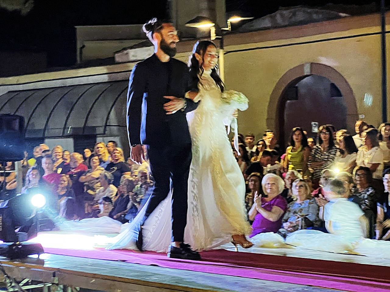 La sfilata degli abiti da sposa